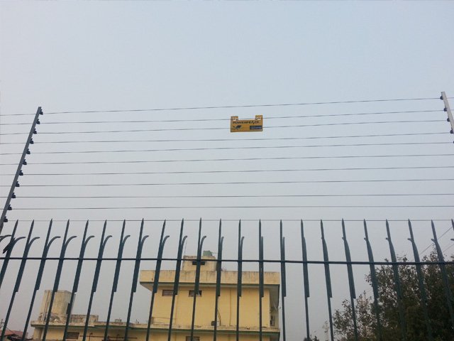 Perimeter Electric Security Fencing System Protection Palisade Solar Electronic Gallagher Power Nemtek Outdoor Residential Wall Boundary Fence Steel Net Gate